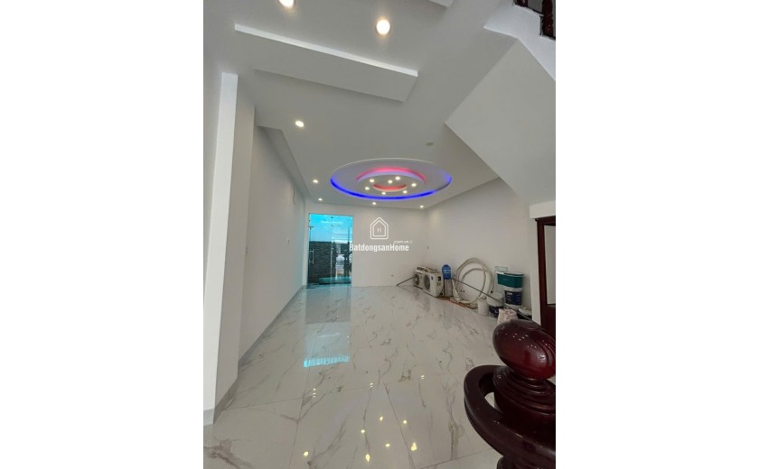 Nhà 4 tầng trung tâm Hà Quang 2 – 7PN – doanh thu 25tr/tháng – giá 12 tỷ